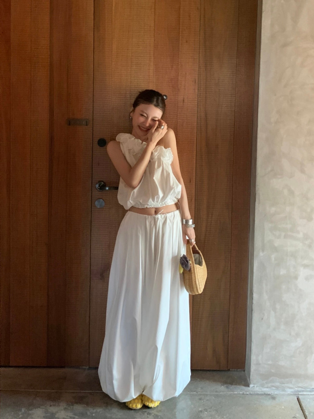Chic & Elevated：Airy White Palazzo Pants for Summer