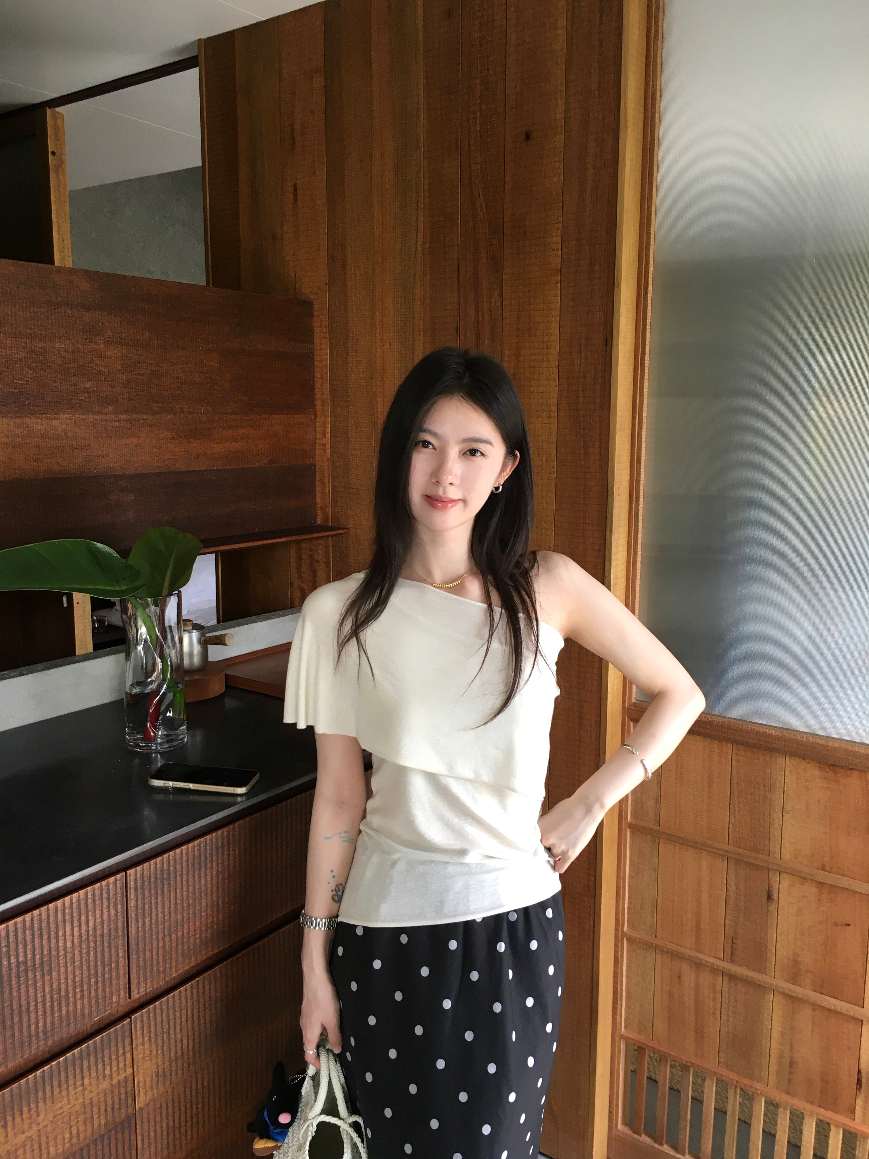 Minimal Off Shoulder Top for Women – Soft Elegant Slim Fit Tee