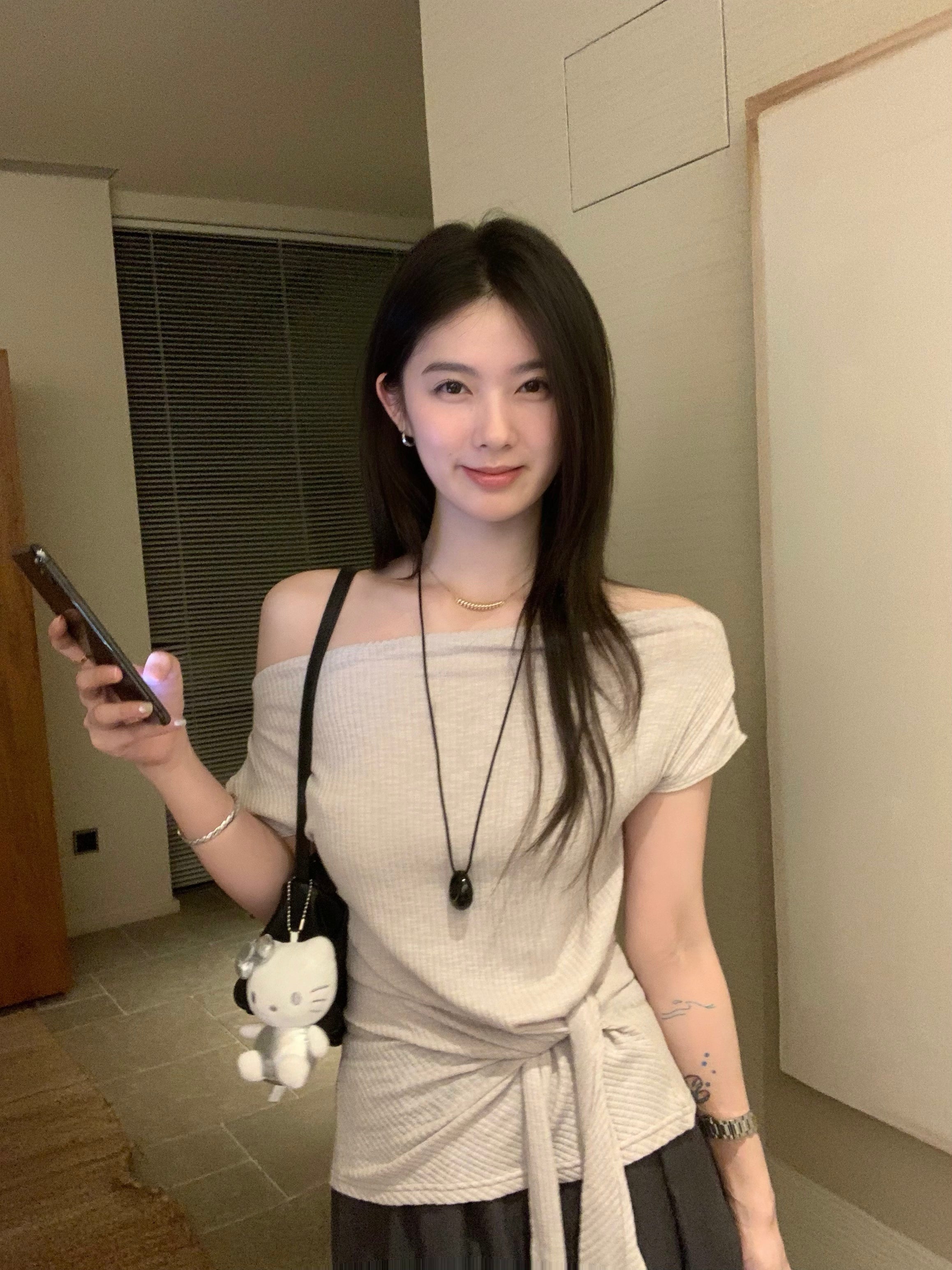 Layered Knit Top for Women | Minimalist Korean Style Short Sleeve Sweater