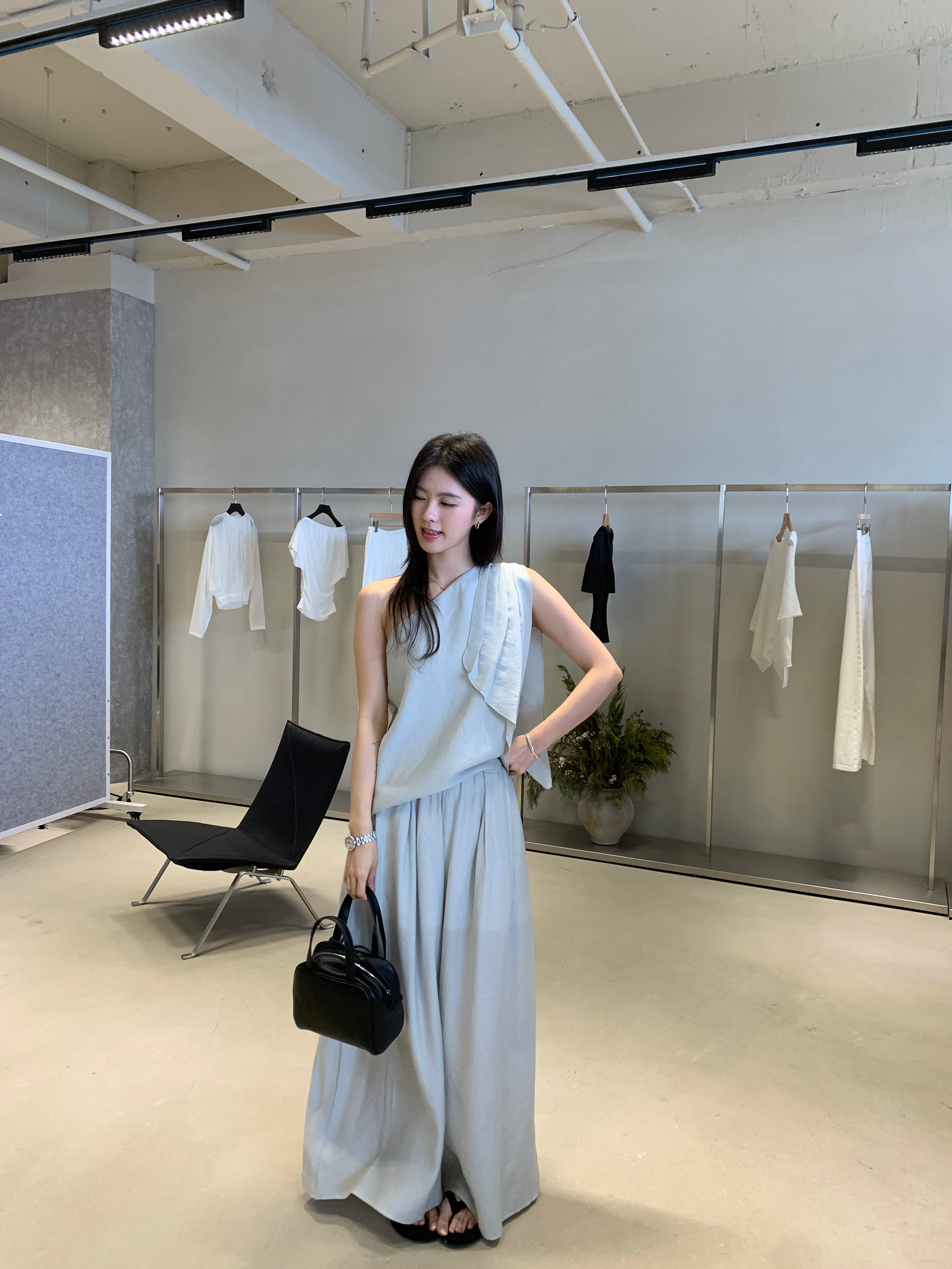Flowy Wide Leg Pants for Women – High Waist Minimal Elegant Trousers